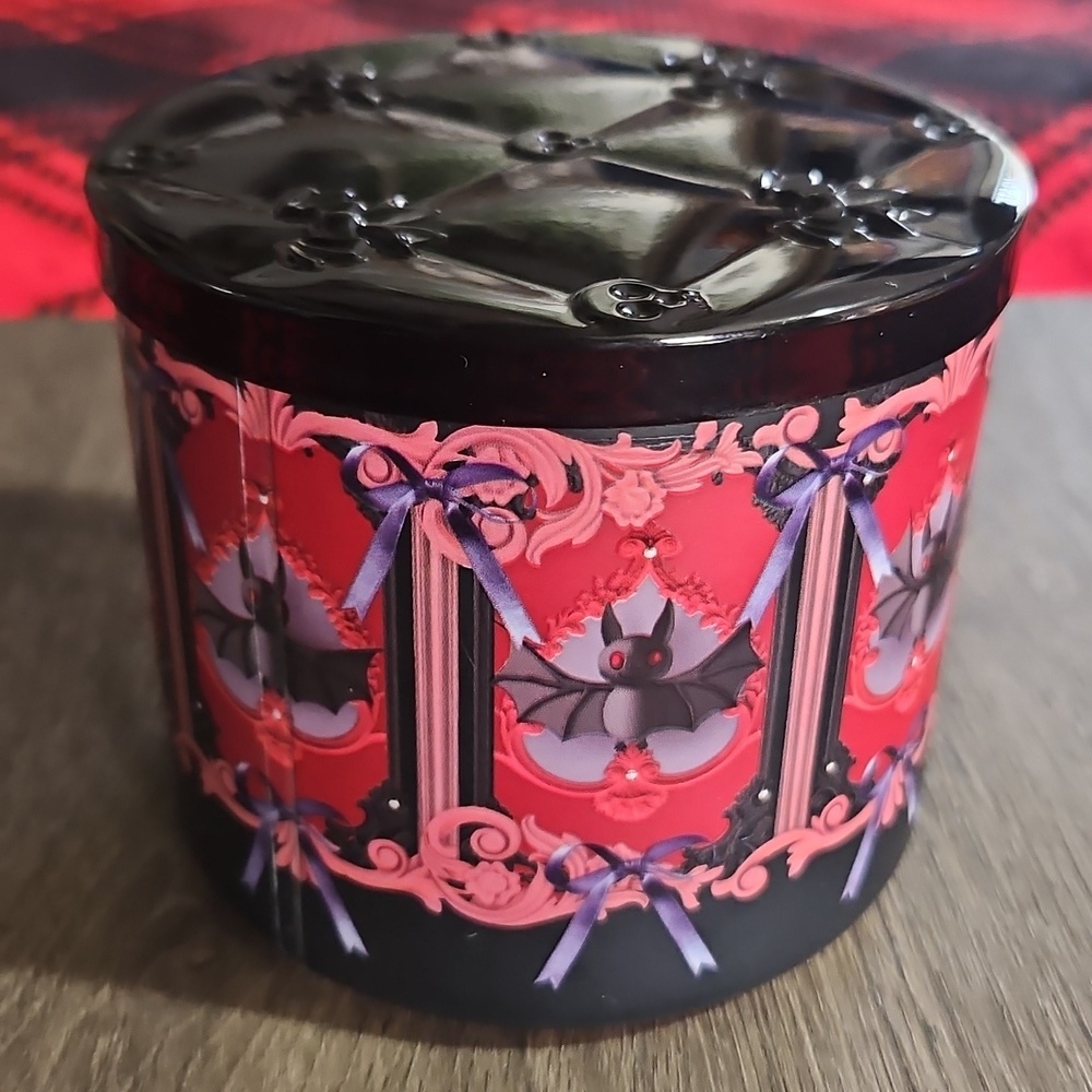 BATH & BODY WORKS Vampire Blood 3 Wick Candle NEW Msrp $27